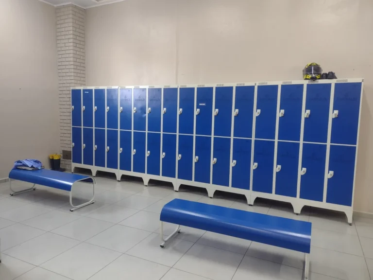 Como Escolher Armários para Empresas?